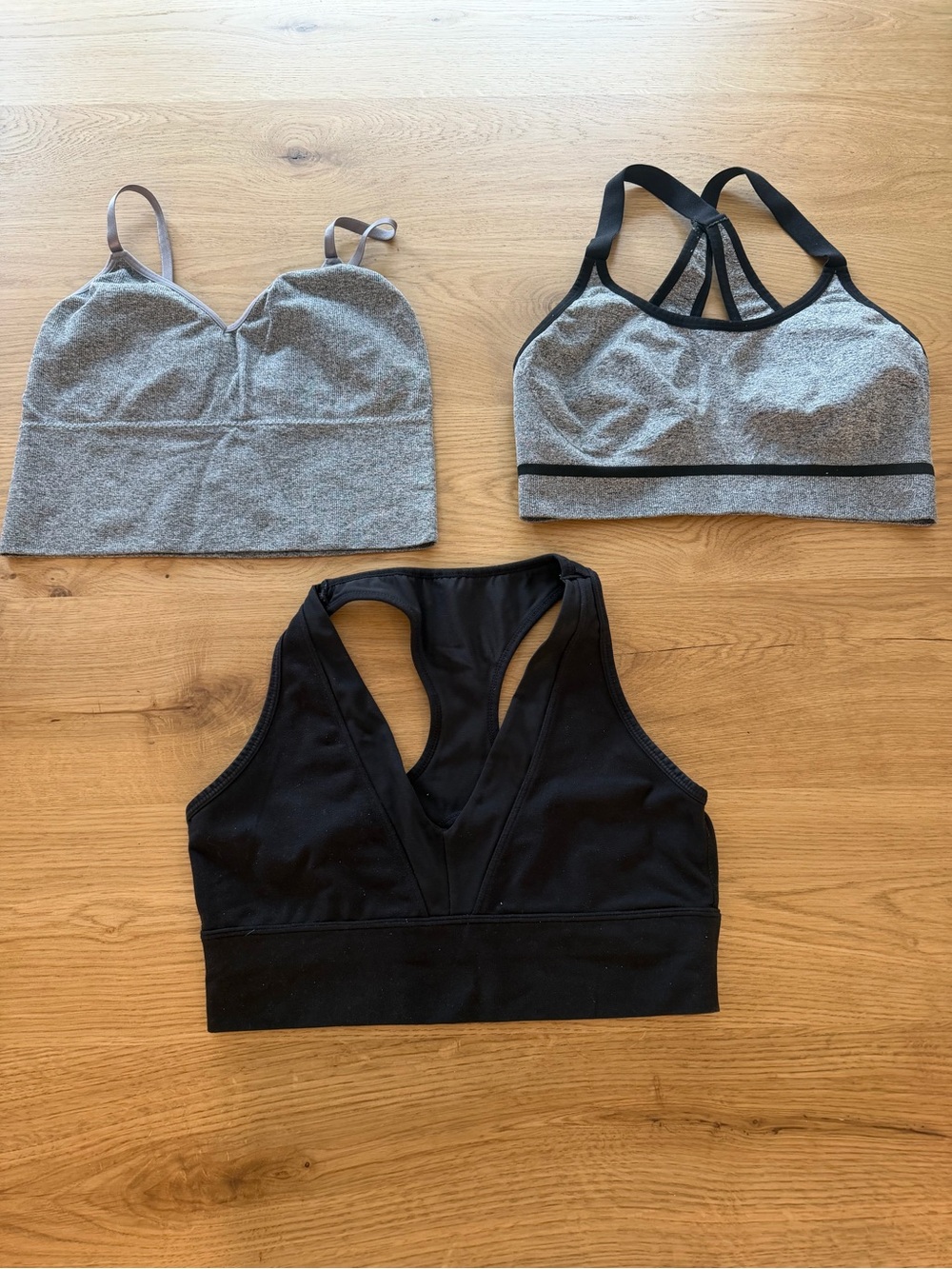 3 PC Women’s Sports Bra Bundle Pack - Gray & Black S/M